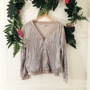 Francesca’s Bomber Jacket sz M ✨